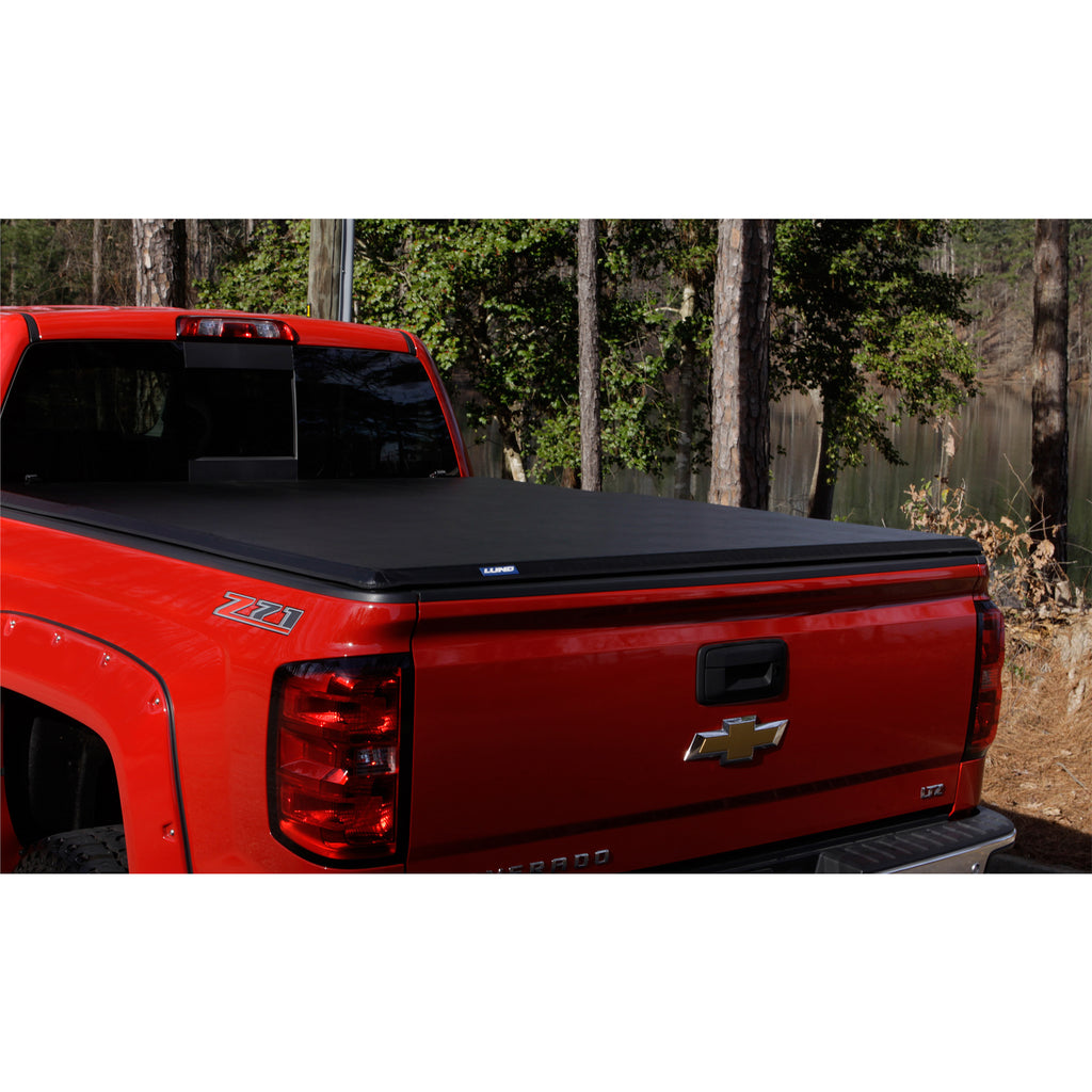 07-13-Chevy-Silverado-1500-Fleetside-(5.8Ft.-Bed)-Hard-Fold-Tonneau-Cover---Black